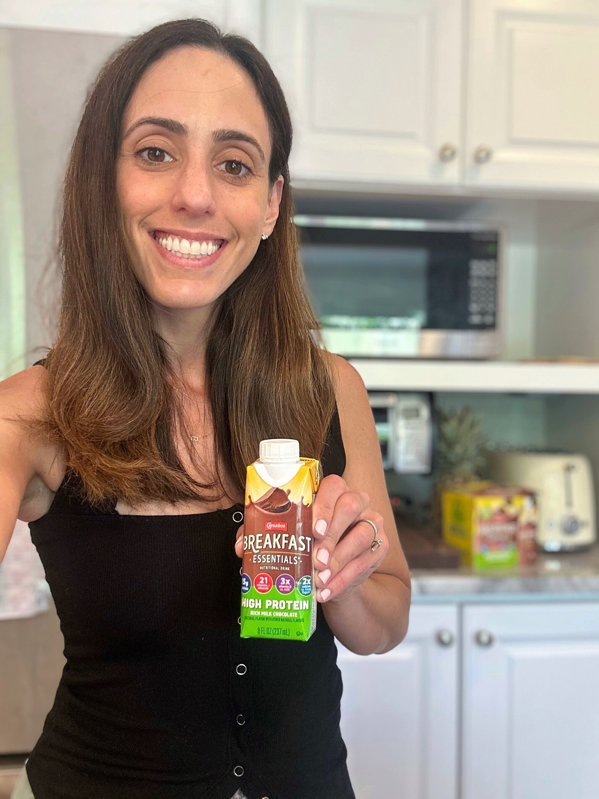 Sammi Brondo, Registered Dietitian, Intuitive Eating Expert, and Carnation Breakfast Essentials® partner